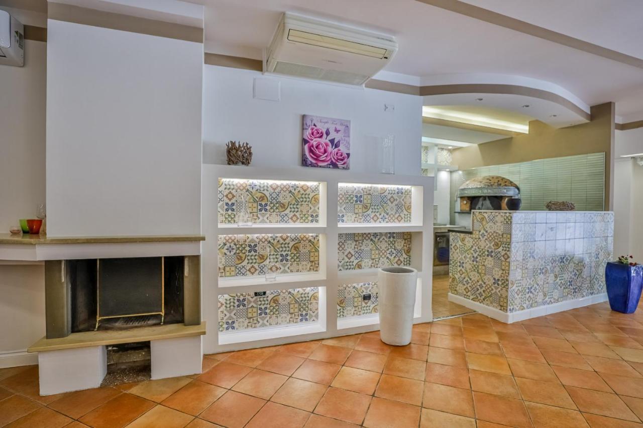 Il Pineto Paestum Food & Rooms Exterior foto