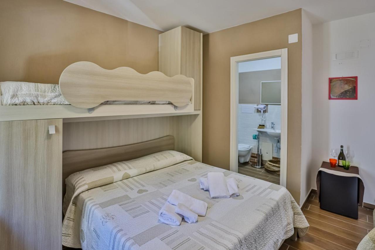 Il Pineto Paestum Food & Rooms Exterior foto